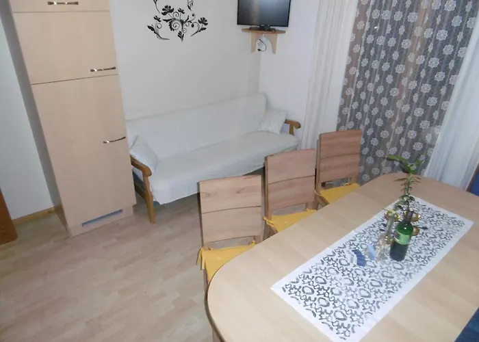 奥伯霍夫公寓 * 瓦格赖恩